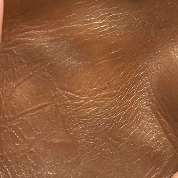 Beautiful Brown Relic Purse Shoulder Bag -Faux‎ Leather - Picture 11 of 15